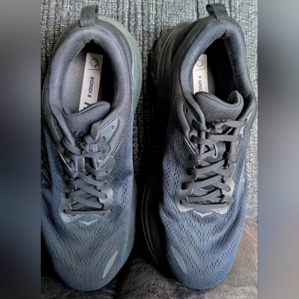Men's Hoka Bondi 8 One One Black Running Athletic Shoes Sneakers - Size 9 EEEE